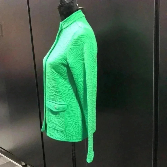 ISAAC MIZRAHI LIVE button down,front pockets, quilt like texture pattern jacket - Picture 4 of 12